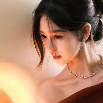 黑色池塘